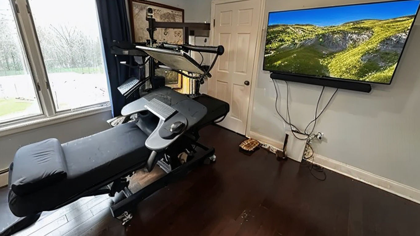 ergoquest-zero-gravity-workstations-post-123232