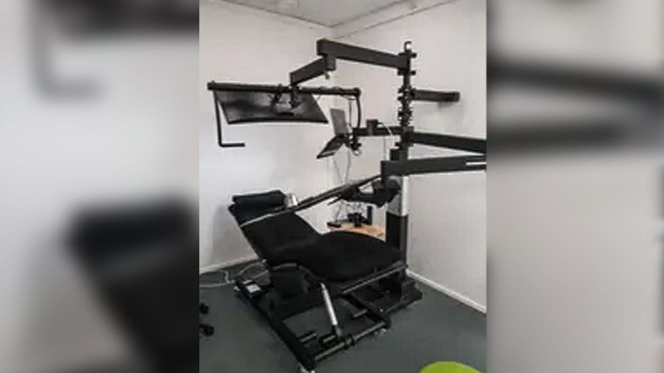 ergoquest-zero-gravity-workstations-post-6558
